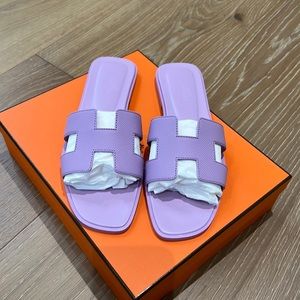 Epsom Oran Sandals Amethyst